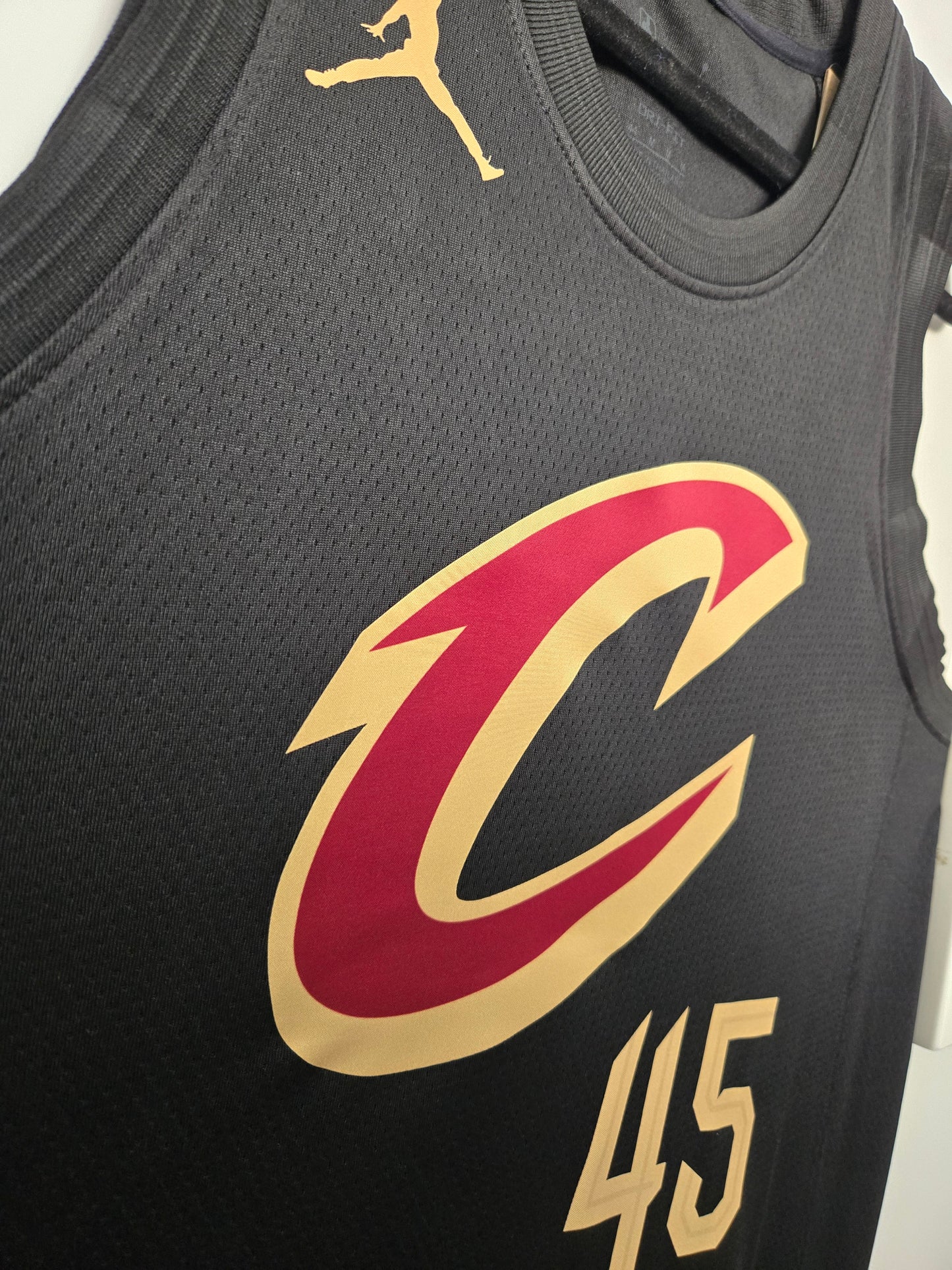 Jersey Cleveland Cavaliers Statement Edition 2025 – Donovan Mitchell #45