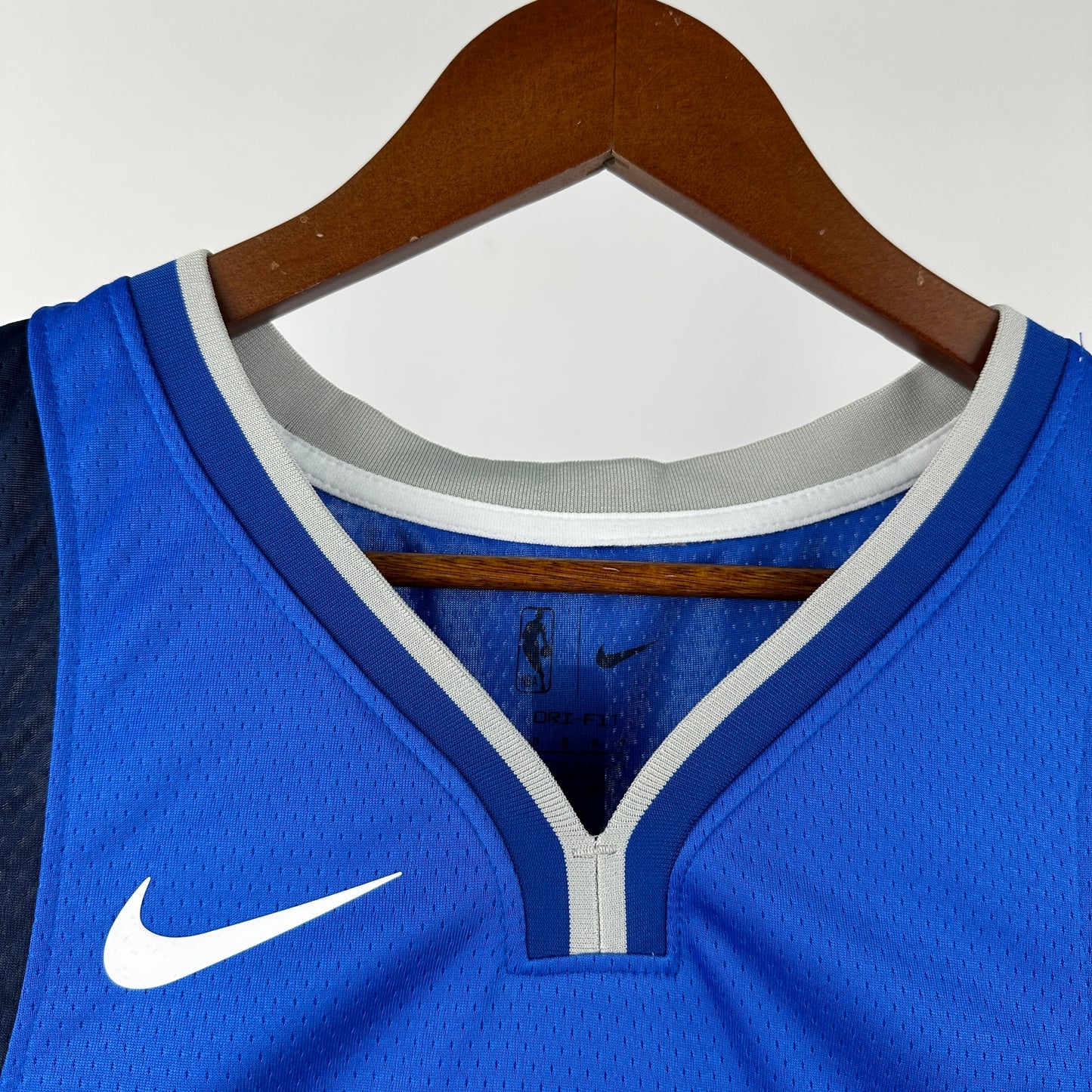 Jersey Dallas Mavericks Icon Edition – Cooper Flagg Azul 2025