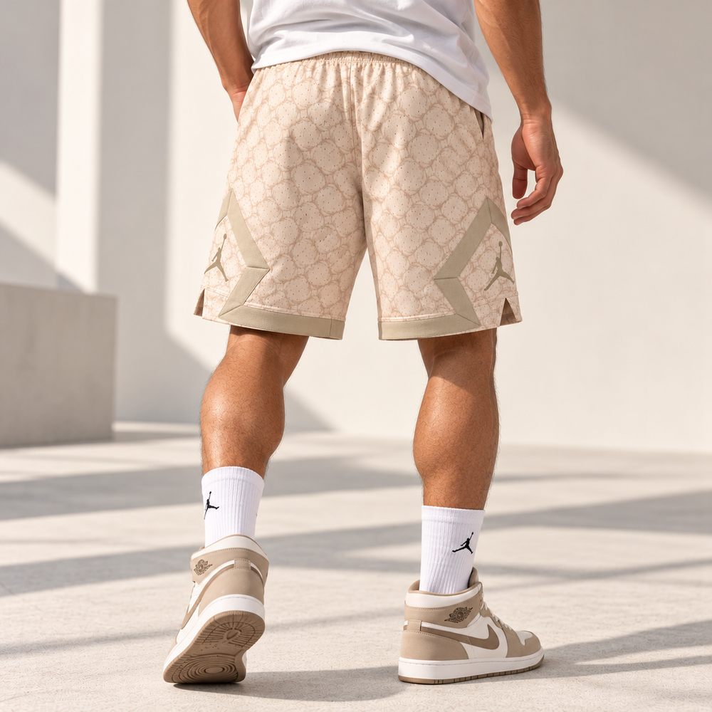 Short de Básquetbol Jorda Diamond – Crema Arena con Patrón de Siluetas