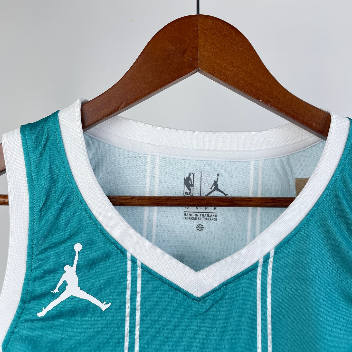 Jersey Charlotte Hornets Icon Edition – LaMelo Ball Azul 2025