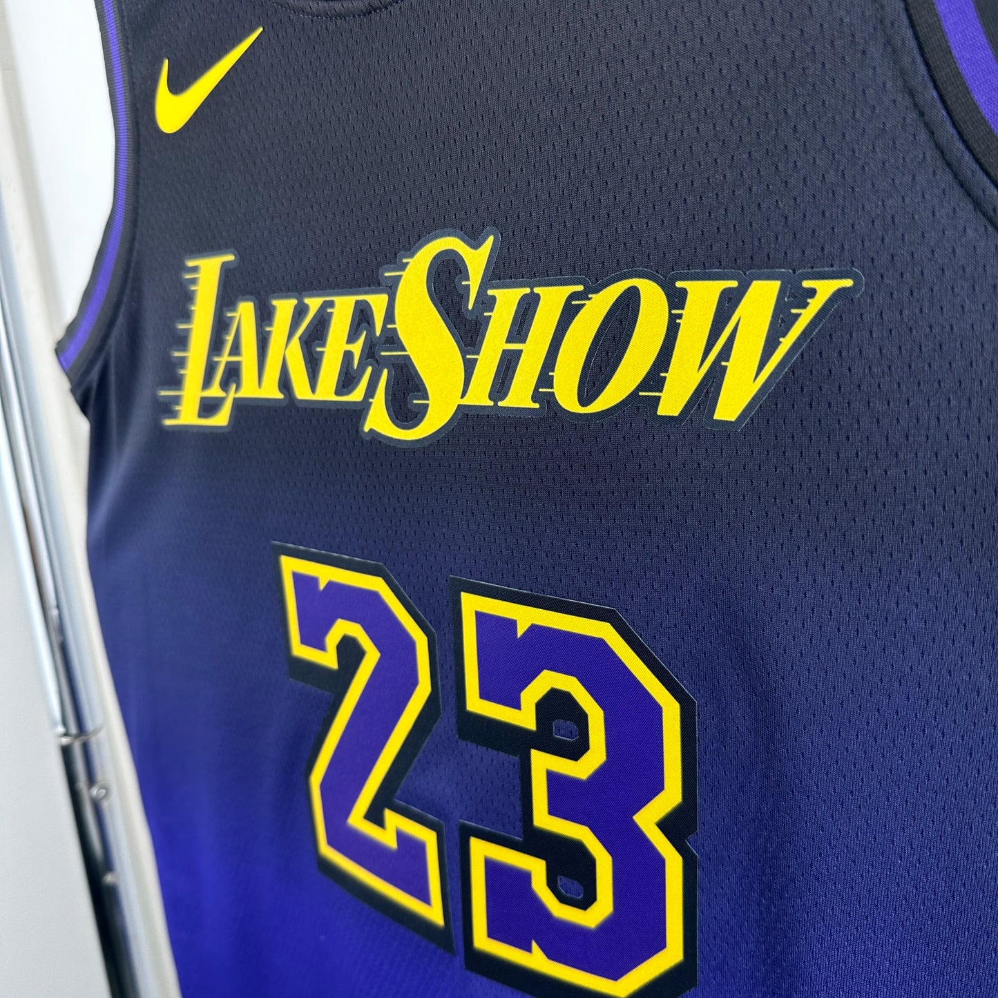 Jersey Los Angeles Lakers City Edition 2025 – LeBron James #23