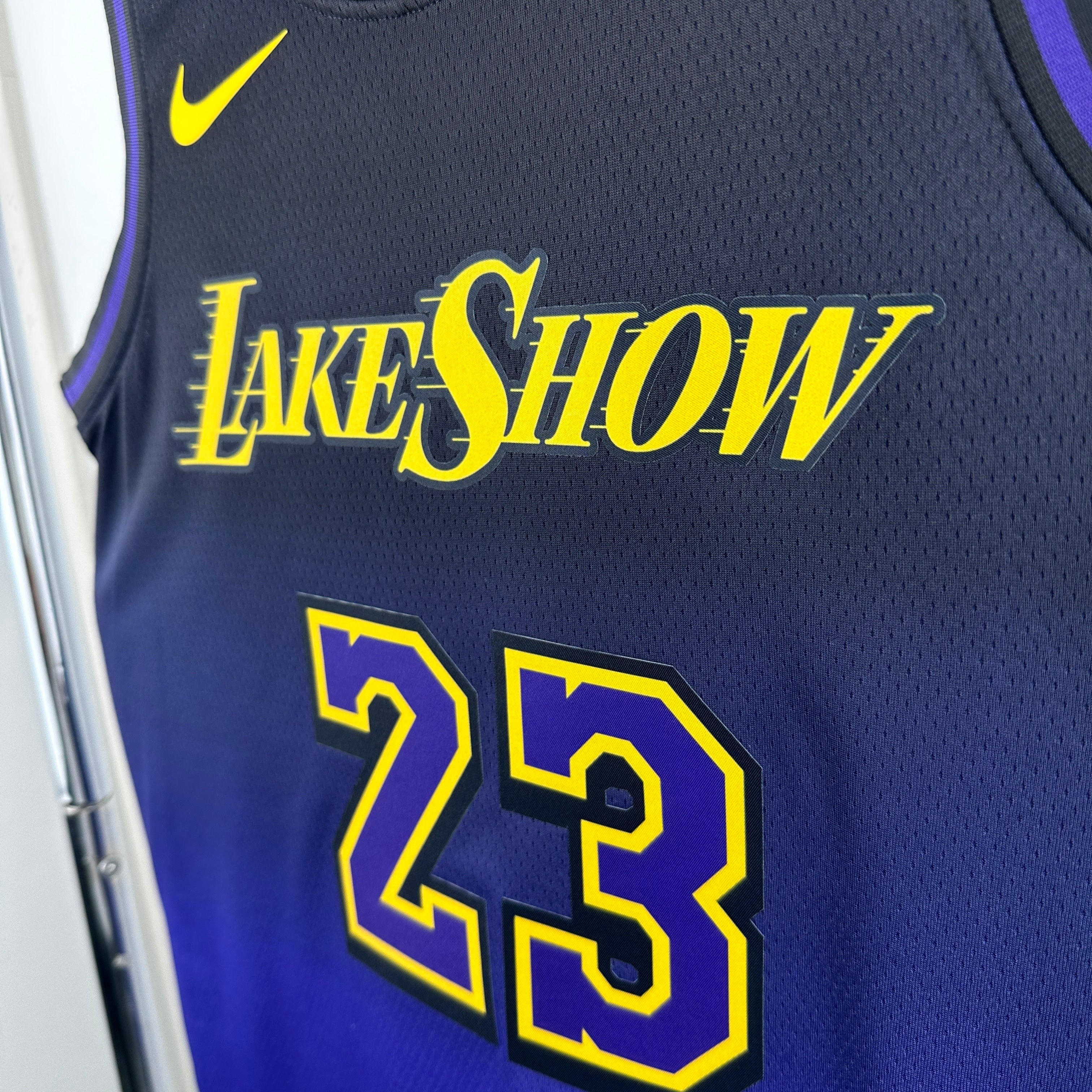 Jersey Los Angeles Lakers City Edition 2025 – LeBron James #23