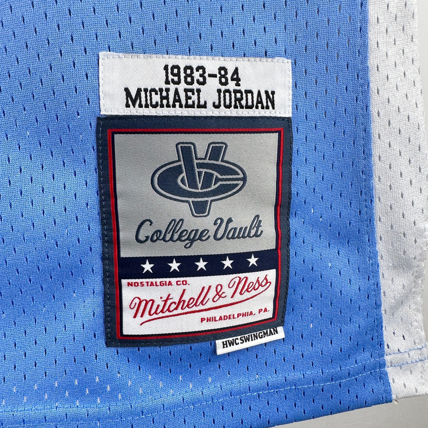 Jersey Universidad North Carolina Azul – Michael Jordan #23 | Estilo Retro