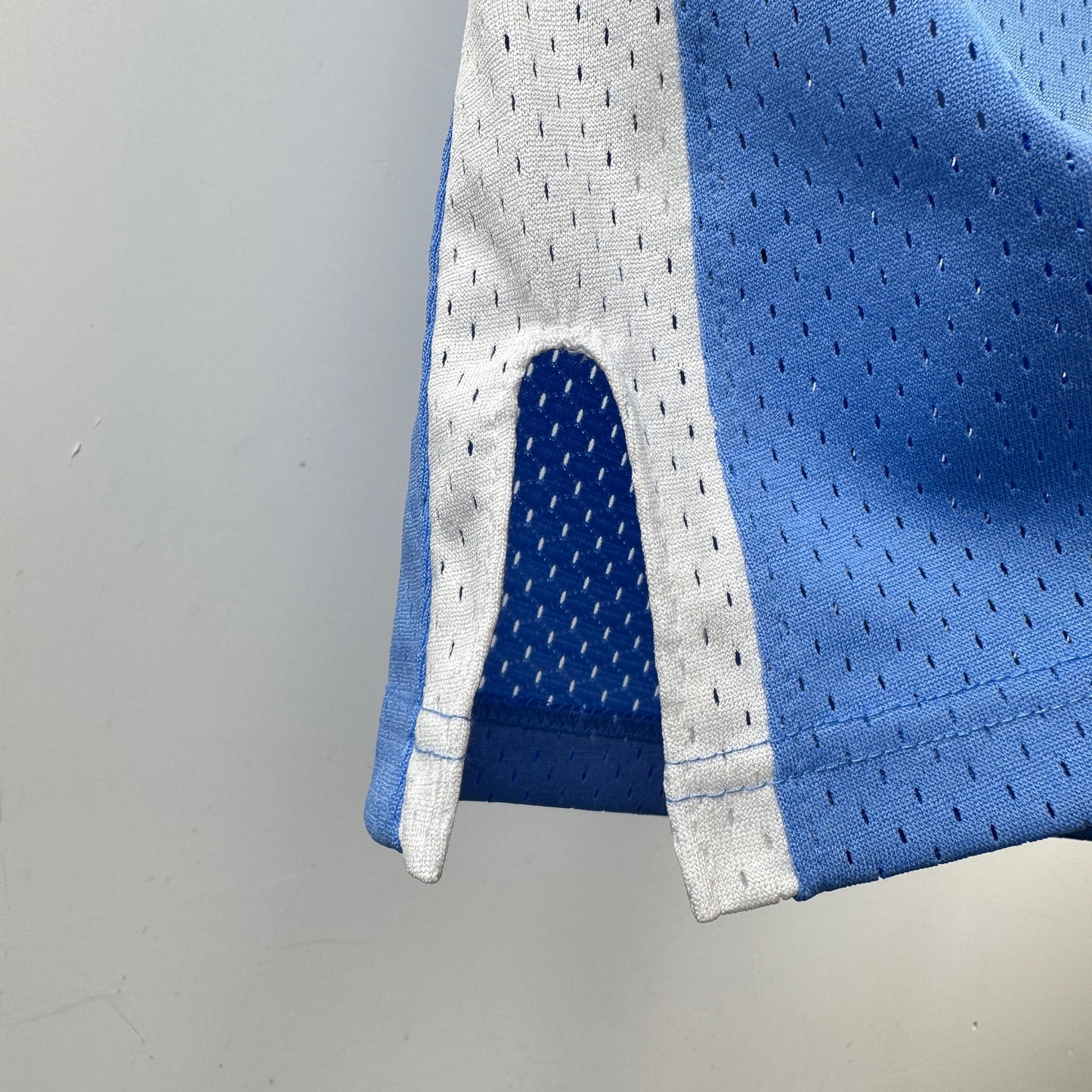 Jersey Universidad North Carolina Azul – Michael Jordan #23 | Estilo Retro