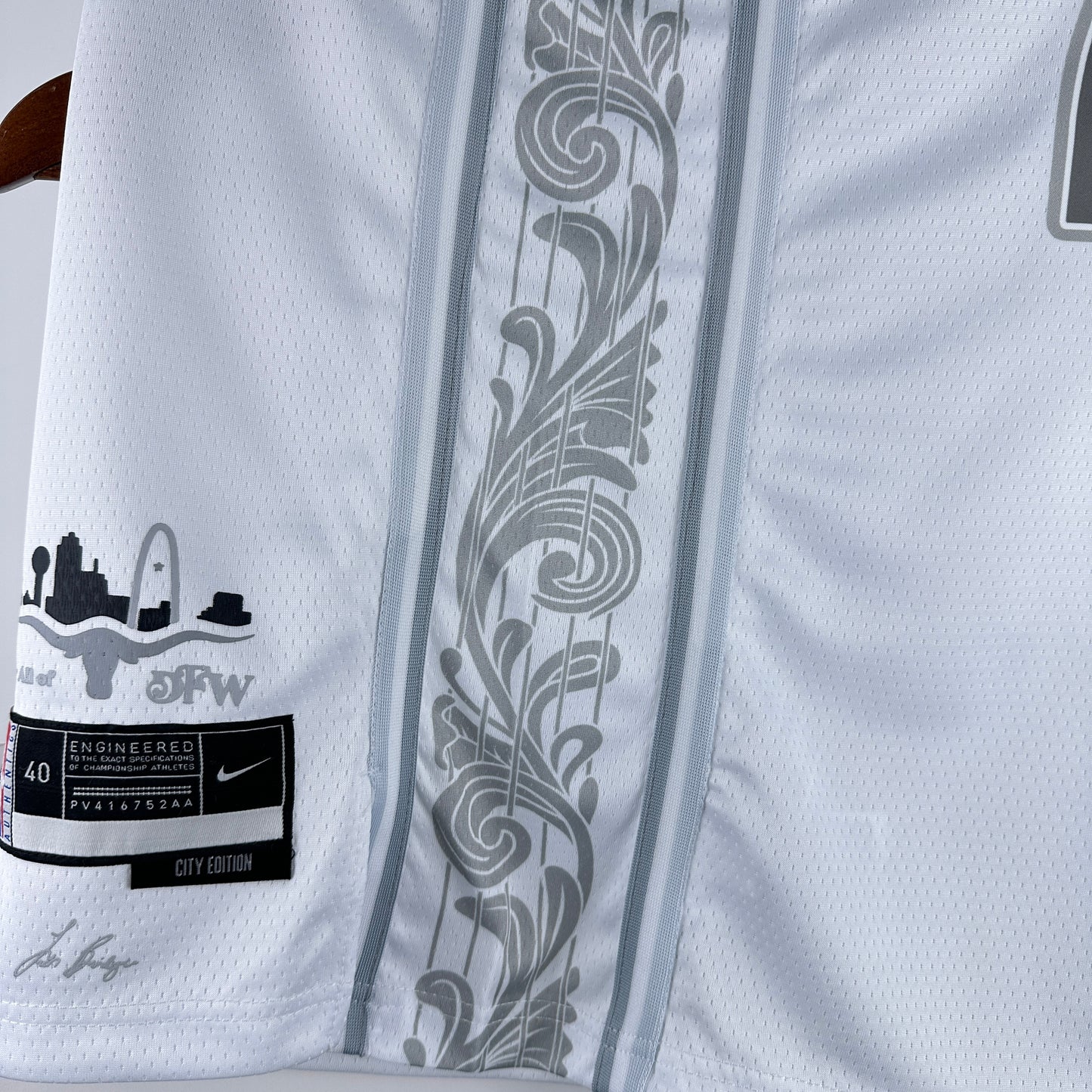 Jersey  Dallas Mavericks City Edition 2025 – Kyrie Irving #11