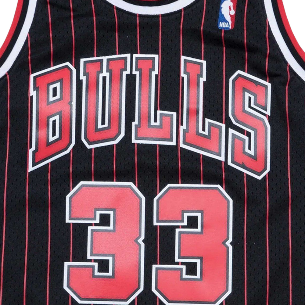 Jersey Clásico Chicago Bulls 1995-96 – Scottie Pippen #33 Negro