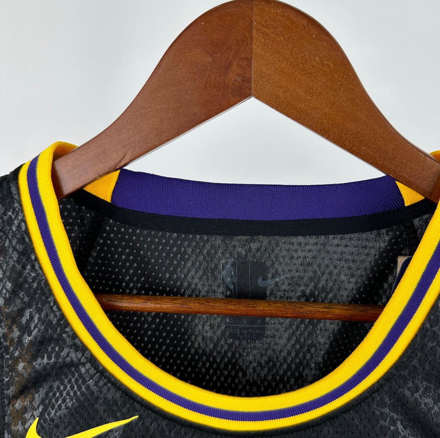 Jersey  Los Angeles Lakers Black Mamba Edition – Kobe Bryant #8/#24