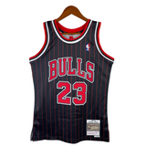 Jersey Clásico Chicago Bulls 1995-96 – Michael Jordan #23 Negro