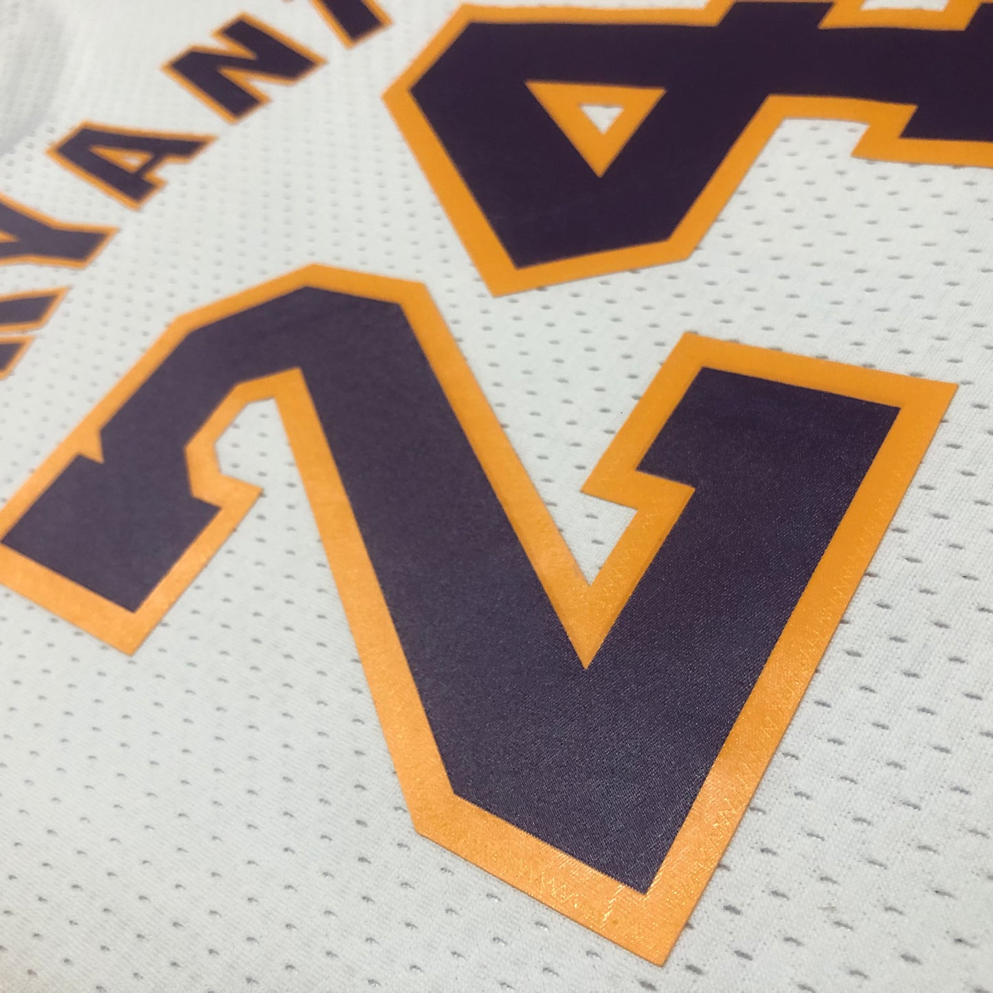 Jersey Basquetbol Clásico Los Angeles Lakers Blanco 09/10 Kobe Bryant