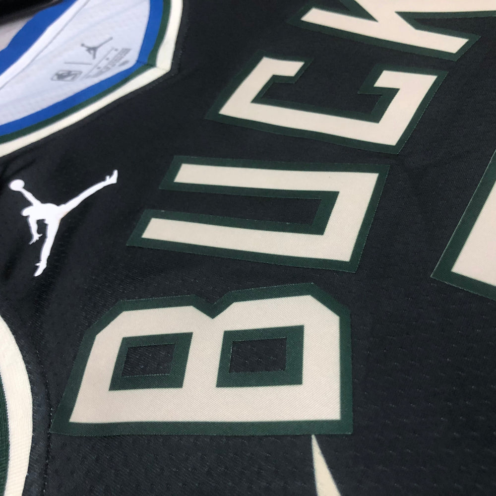 Jersey Milwaukee Bucks Statement Edition 2026 – Giannis Antetokounmpo #34