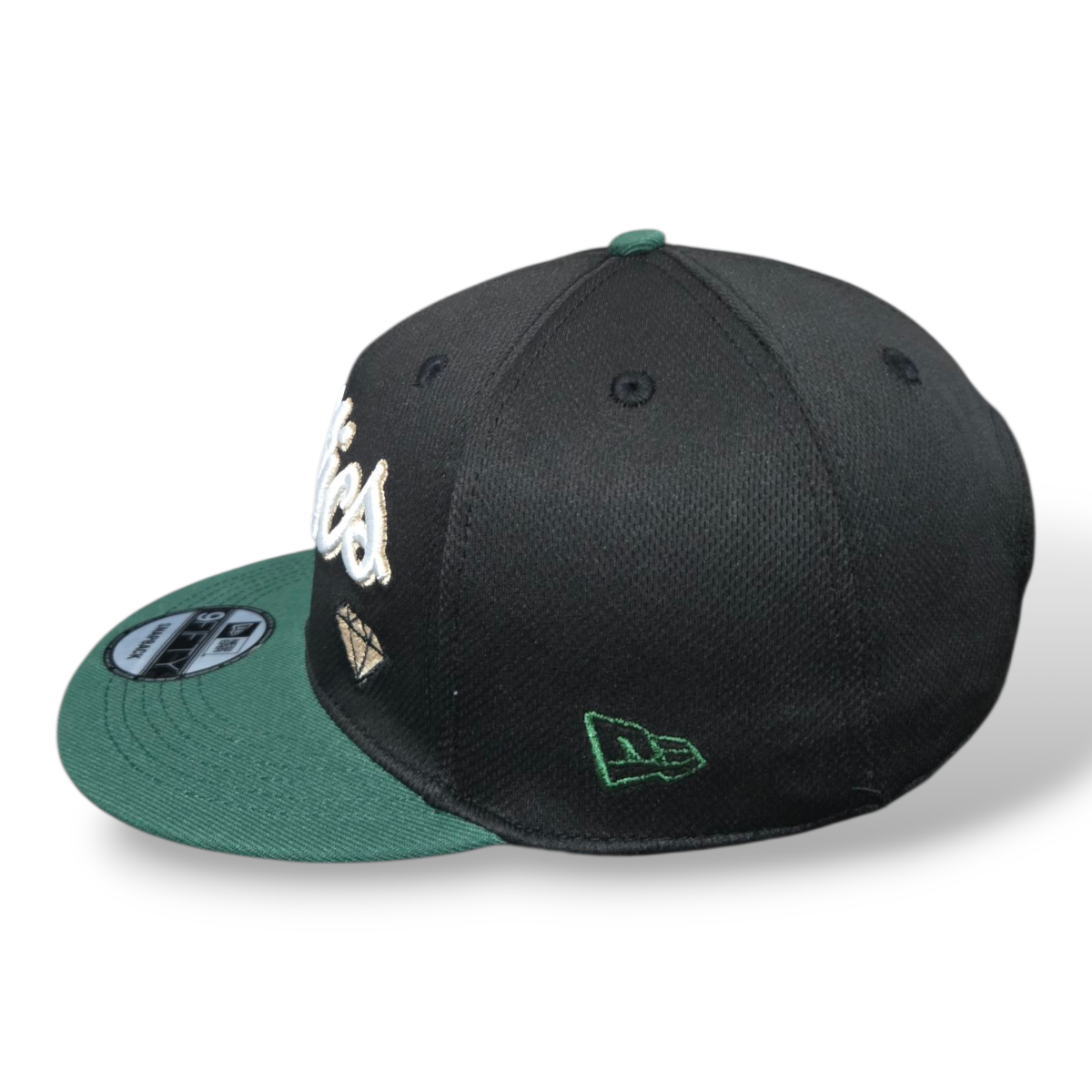 Gorra Snapback Boston Celtics – City Edition 2022 | Ajustable Negro / Verde