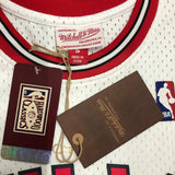 Jersey Clásico Chicago Bulls 1997-98 – Michael Jordan #23 Blanco