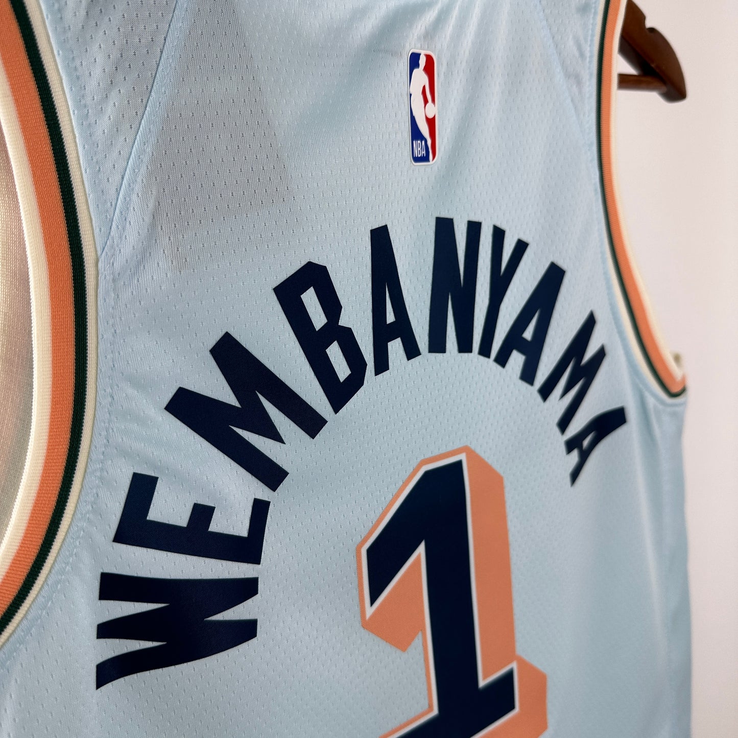 Jersey  San Antonio Spurs City Edition 2025 – Victor Wembanyama #1