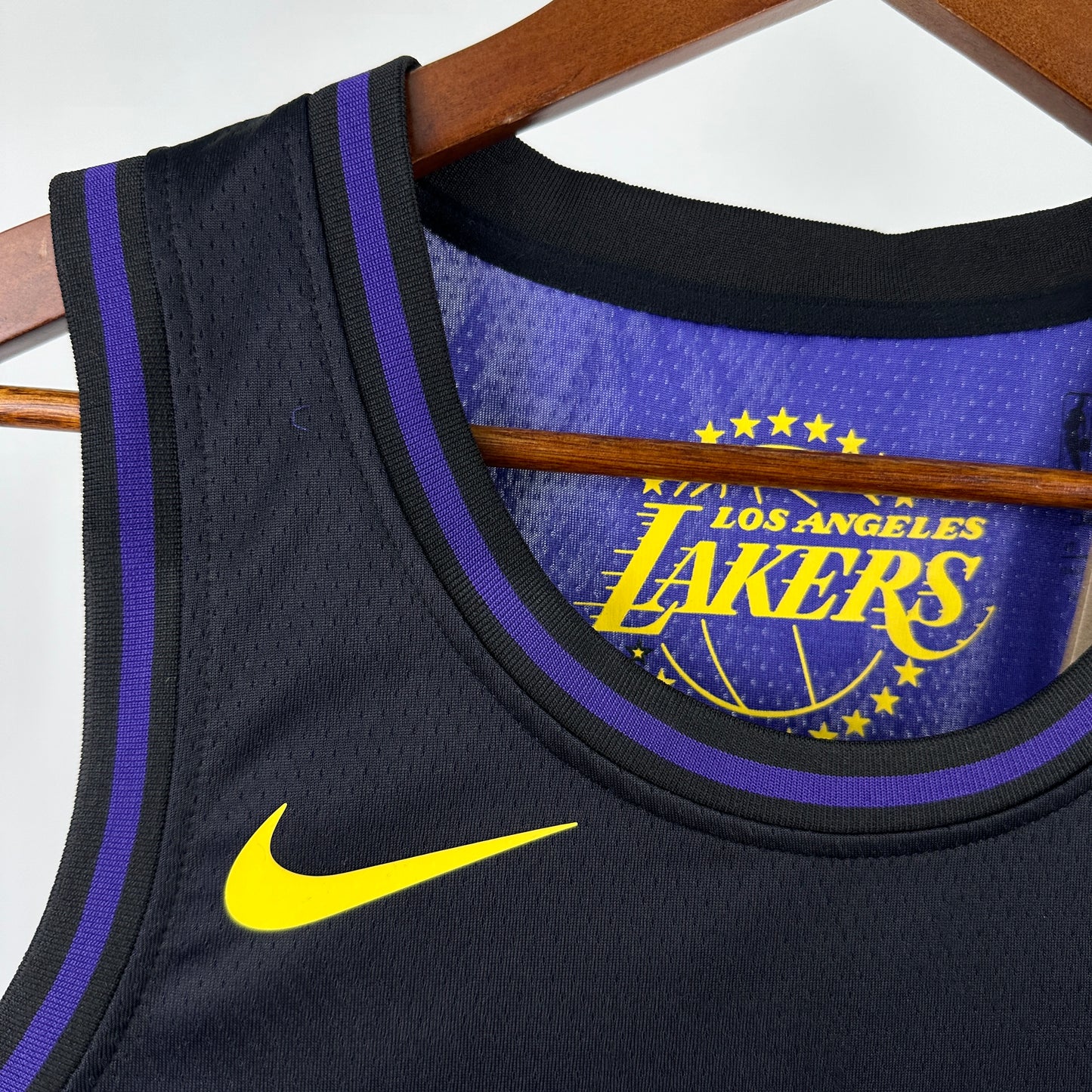 Jersey  Los Angeles Lakers City Edition 2025 – Luka Dončić #77